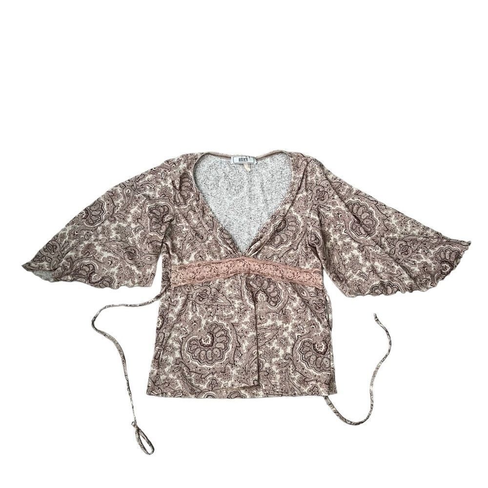 Obe 2YK baby all tie back flutter sleeve shirt paisley print size small